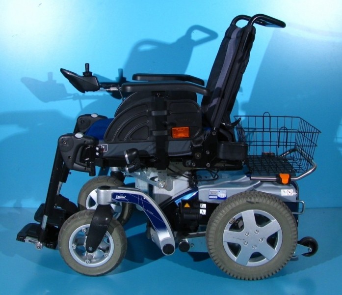 Carucior electric Invacare Storm 4 - 6 km/h