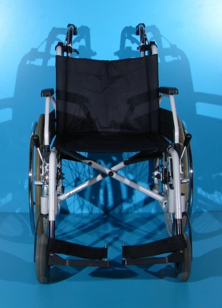 Scaun cu rotile  B+B - latime sezut 49 cm