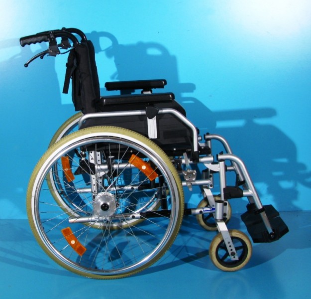 Scaun cu rotile Uniroll / latime sezut 45 cm