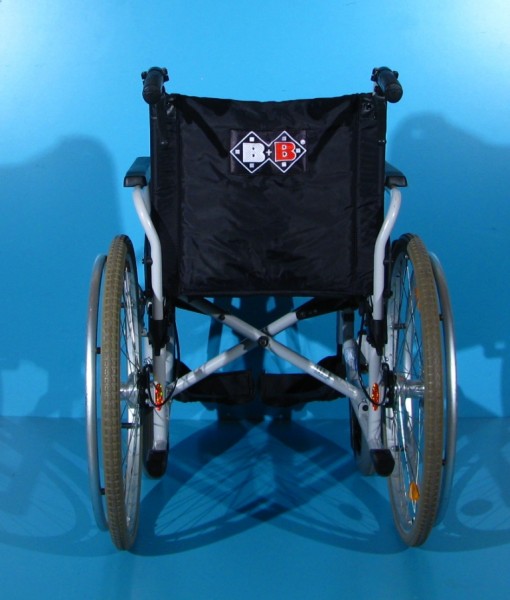 Scaun cu rotile - B+B   latime sezut 43 cm