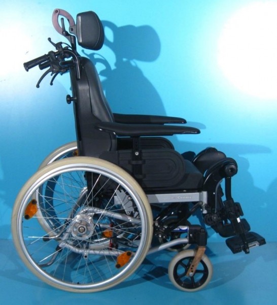 Scaun cu rotile Invacare / latime sezut 38 cm