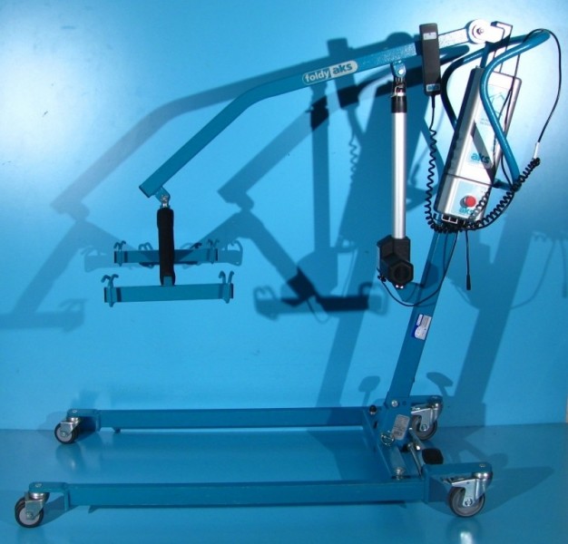 Macara pentru ridicarea si transportul pacientilor 