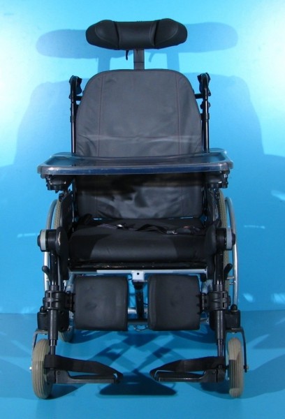 Scaun cu rotile nepliabil pentru adulti