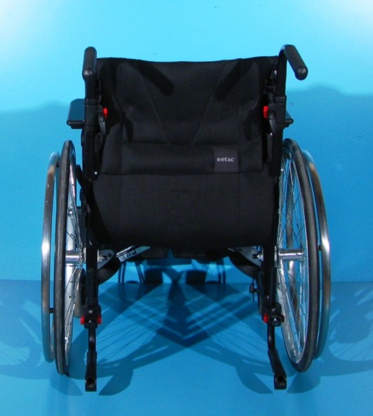 Scaun cu rotile - Etac / latime sezut 47 cm