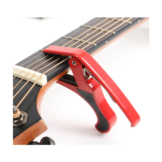 Capodastru pentru chitară 