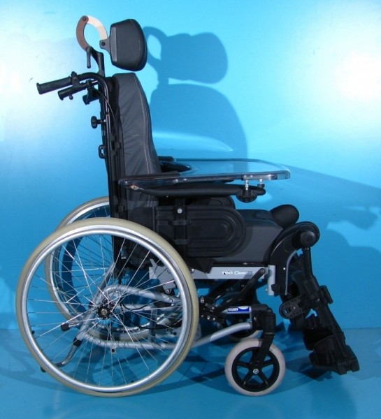 Scaun cu rotile Invacare   latime sezut 41 cm