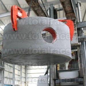 Dispozitive de transport a tuburilor de beton cu clesti de ridicare