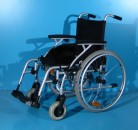 Scaun cu rotile Drive   latime sezut 45 cm